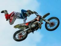 Dirt bike stunts puzzle